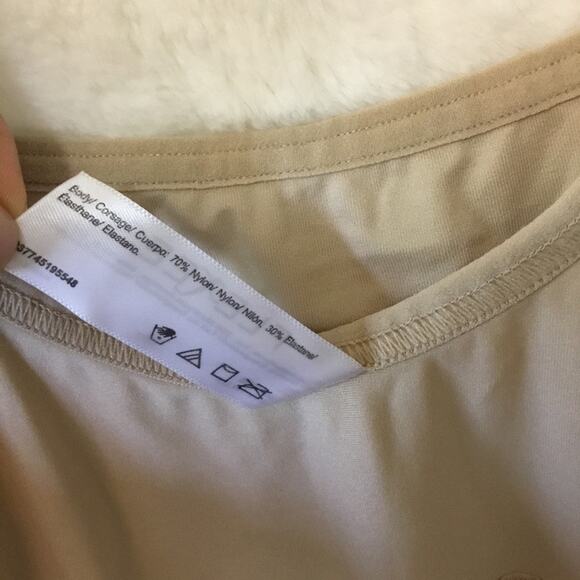 Maidenform Flexees Beige Shapewear Camisole Top - Picture 12 of 15